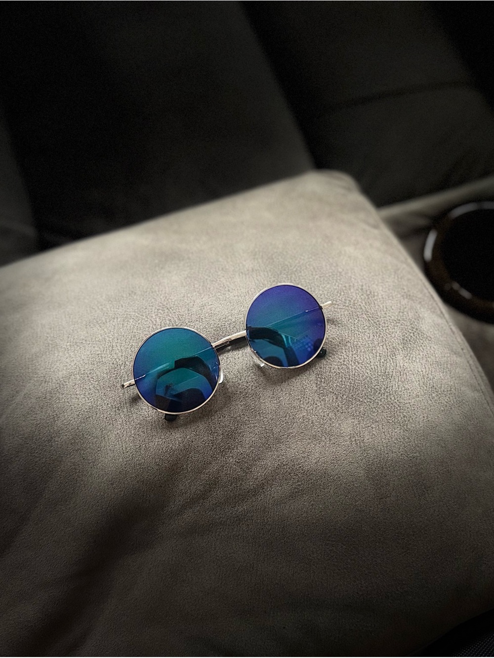 Round Blue Mirrored Sunglasses for Men
